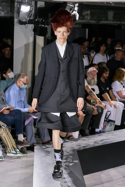 Look 33